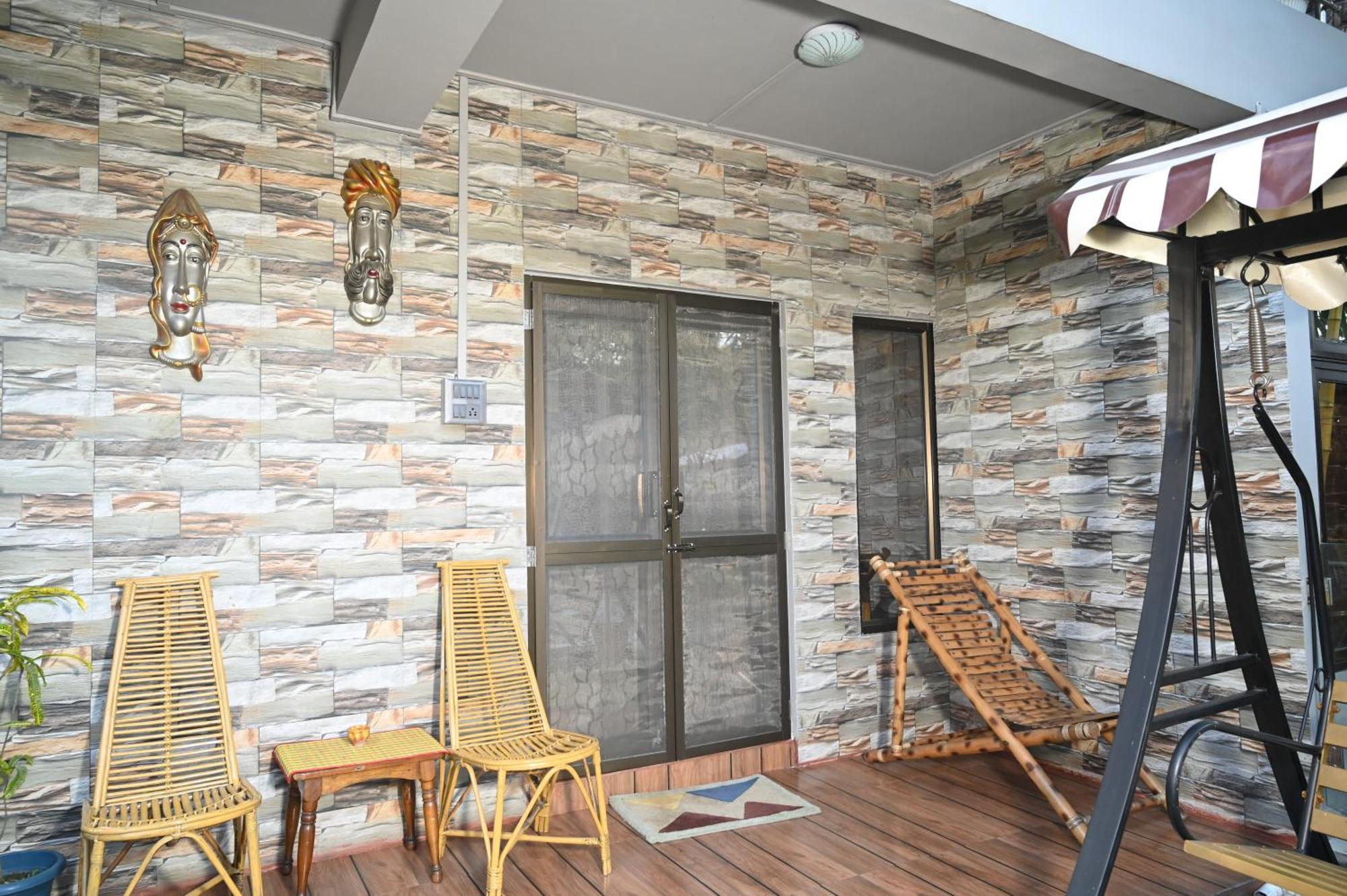 The Cabin By The Bayou Bed and Breakfast Guwahati Buitenkant foto